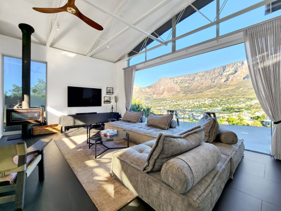 4 Bedroom Property for Sale in Tamboerskloof Western Cape